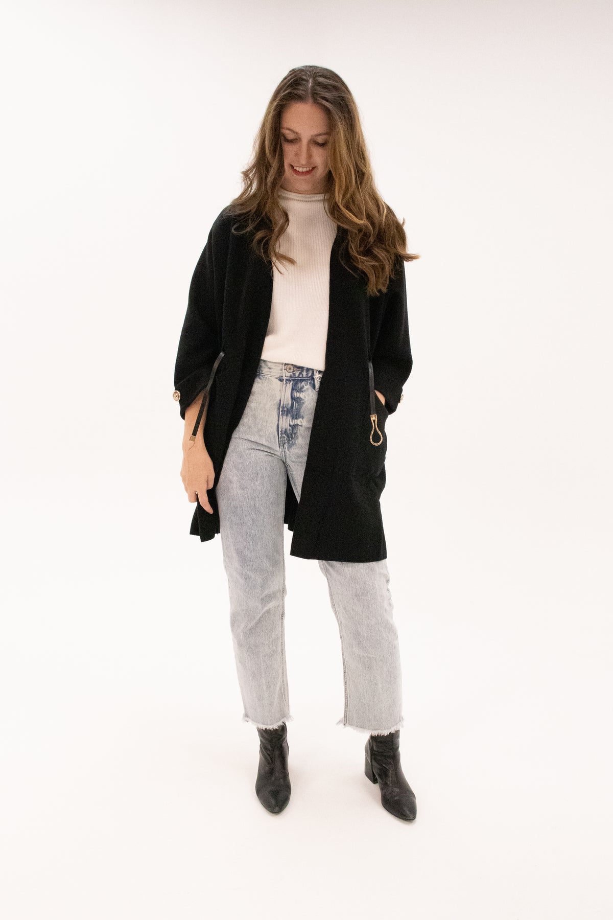 Brulé Light Knit Long Cardigan With Leather Belt